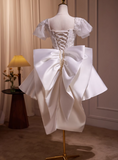 Elegant White Embroidery Beaded Bow Design A-line Spaghetti Strap Short Homecoming Dress HZ1024